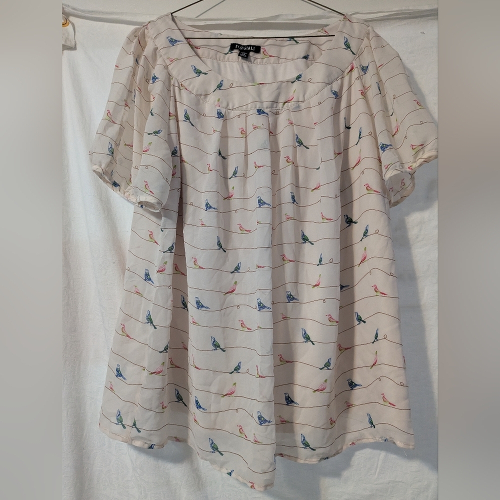 Roz & Ali Bird Print Blouse